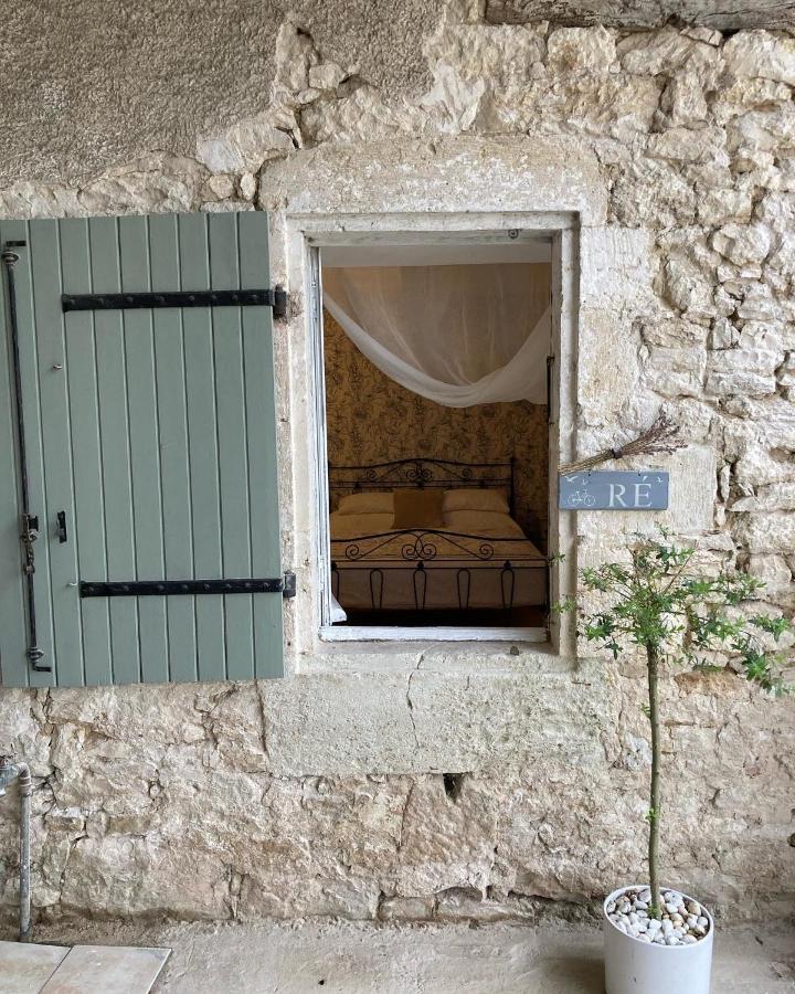 Bed and Breakfast Figtrees Margueron Экстерьер фото